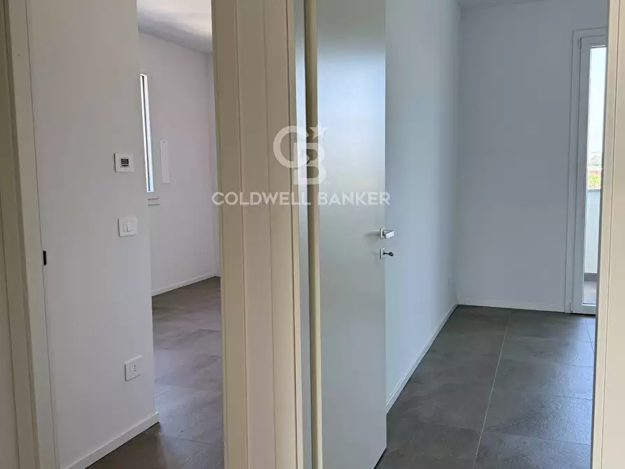 Immagine 7 di Appartamento in vendita  in Via Gradara a Riccione