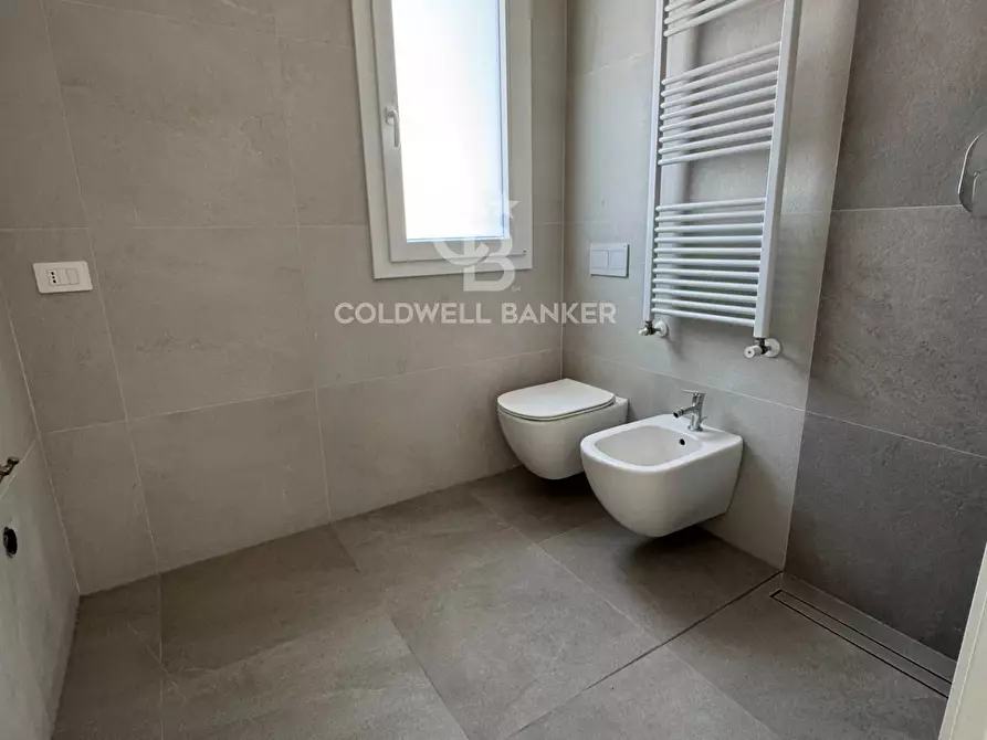 Immagine 9 di Appartamento in vendita  in Via Gradara a Riccione