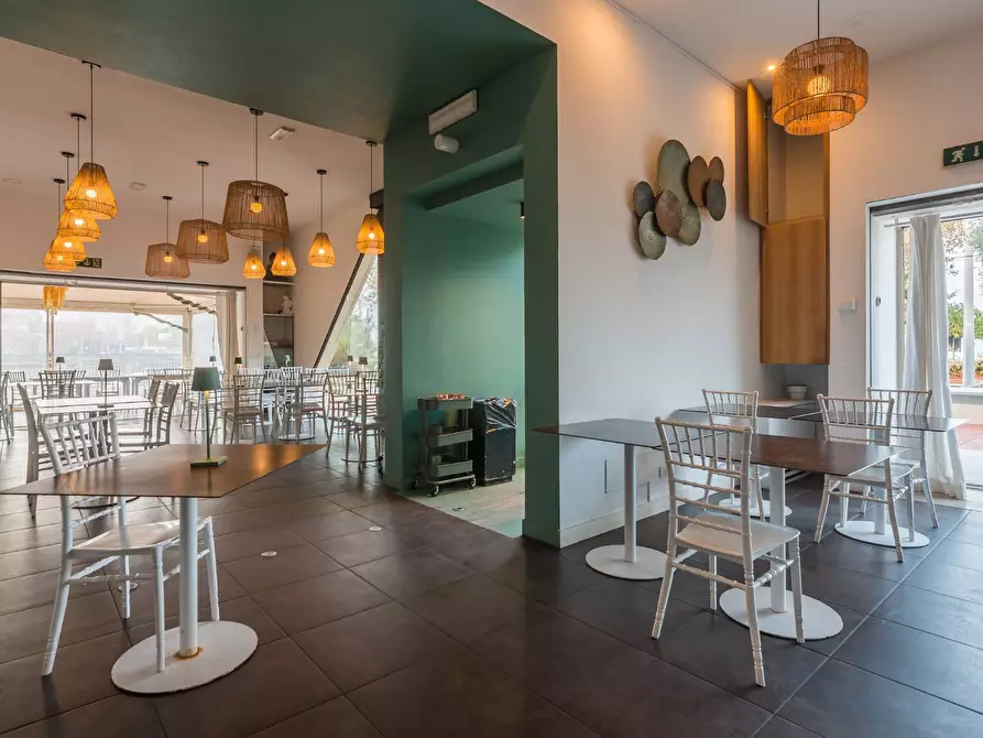 Immagine 7 di Attività commerciale in vendita  in VialeD'Annunzio a Riccione