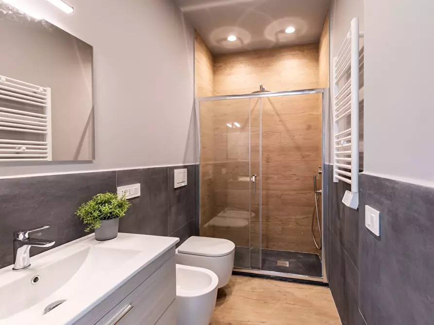 Immagine 16 di Attività commerciale in vendita  in VialeD'Annunzio a Riccione