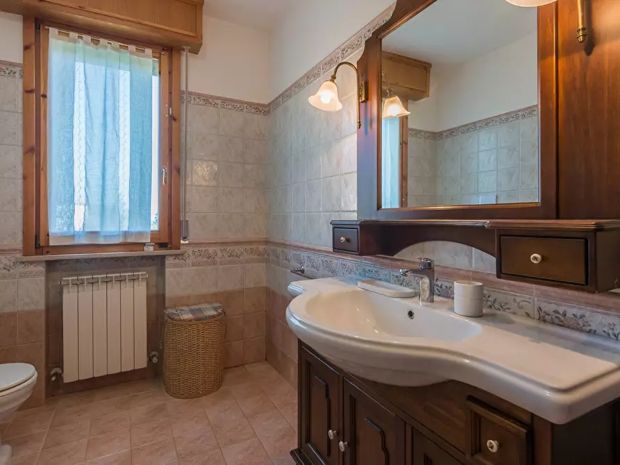 Immagine 16 di Appartamento in vendita  in Via Provinciale Pesaro a Mondaino