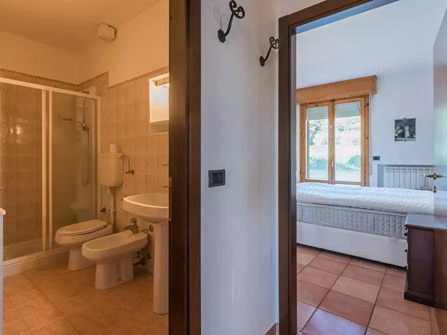 Immagine 9 di Appartamento in vendita  in Via Provinciale Pesaro a Mondaino