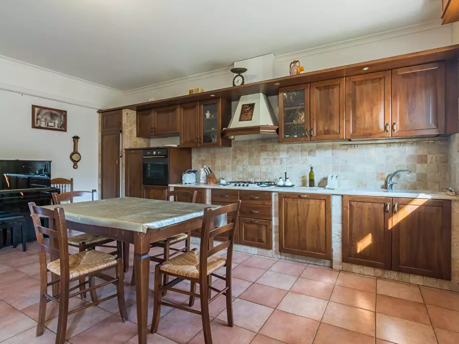 Immagine 4 di Appartamento in vendita  in Via Provinciale Pesaro a Mondaino