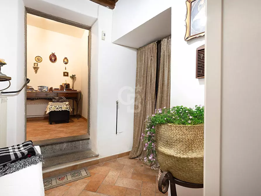 Immagine 5 di Appartamento in vendita  in via Santa Maria Nuova a Viterbo
