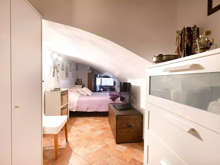 Immagine 13 di Appartamento in vendita  in via Santa Maria Nuova a Viterbo