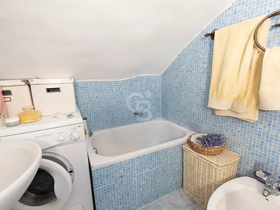 Immagine 17 di Appartamento in vendita  in via Santa Maria Nuova a Viterbo