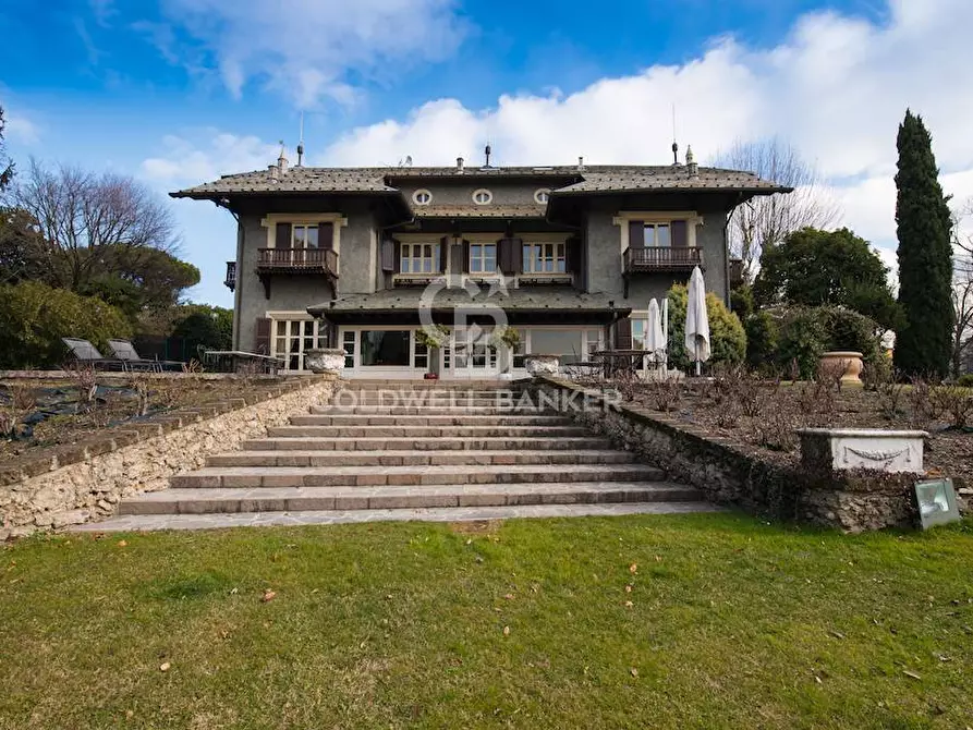 Immagine 4 di Villa in vendita  in Via Puccini Giacomo a Besana In Brianza