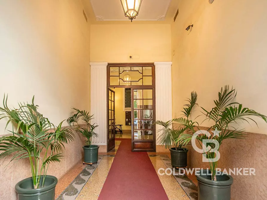 Immagine 30 di Appartamento in vendita  in Via Savoia a Roma