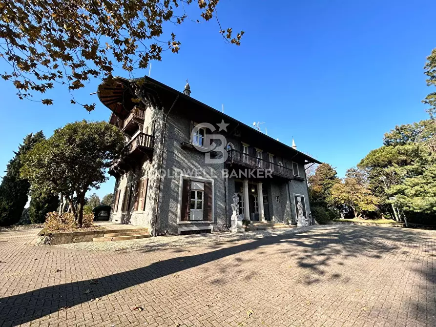 Immagine 10 di Villa in vendita  in Via Puccini Giacomo a Besana In Brianza