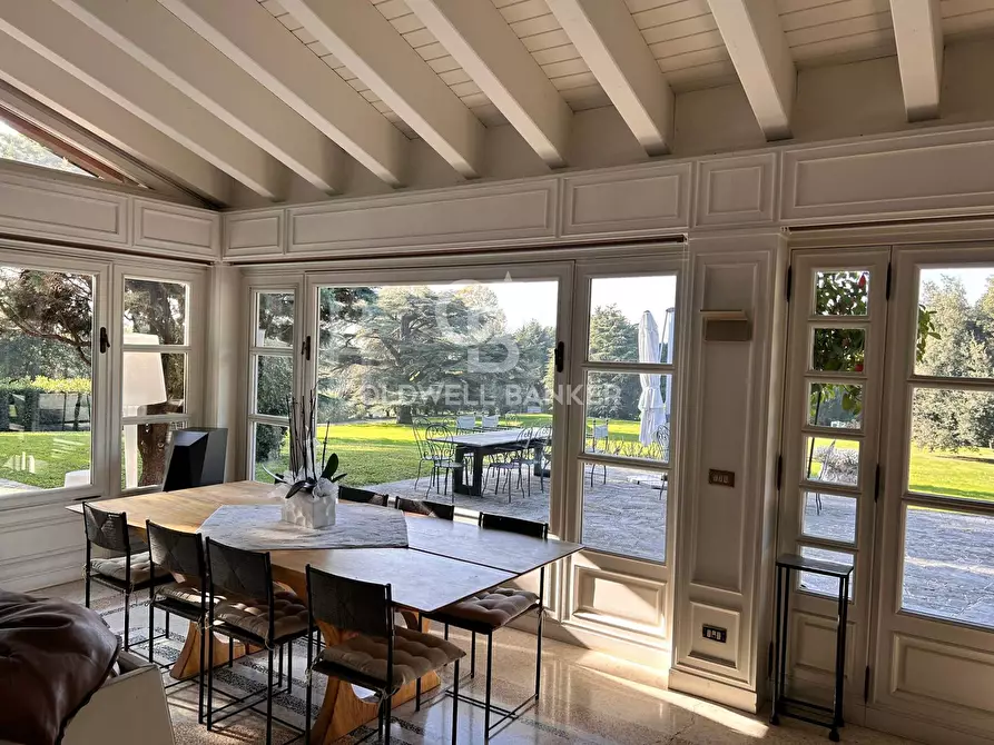 Immagine 14 di Villa in vendita  in Via Puccini Giacomo a Besana In Brianza