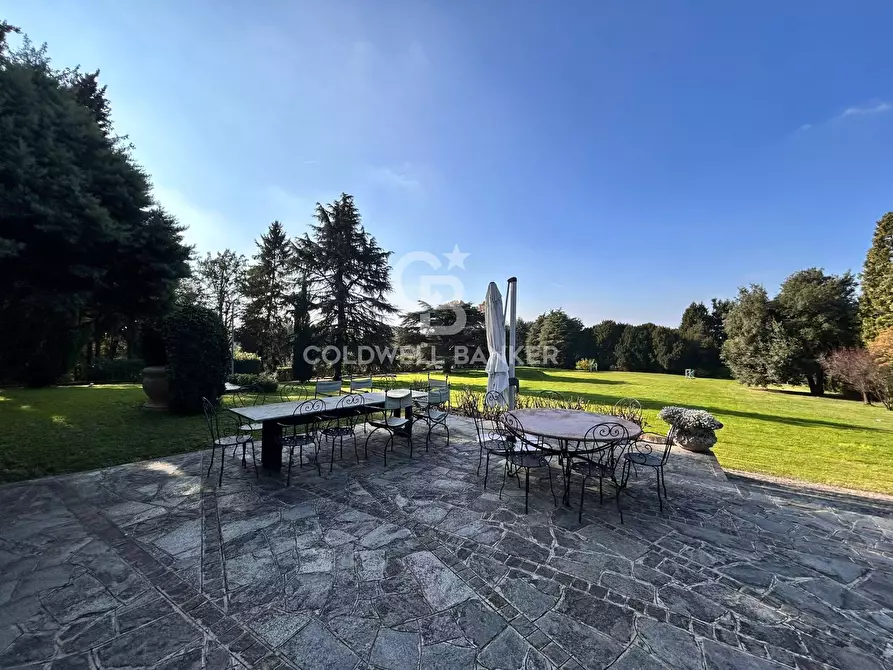 Immagine 19 di Villa in vendita  in Via Puccini Giacomo a Besana In Brianza