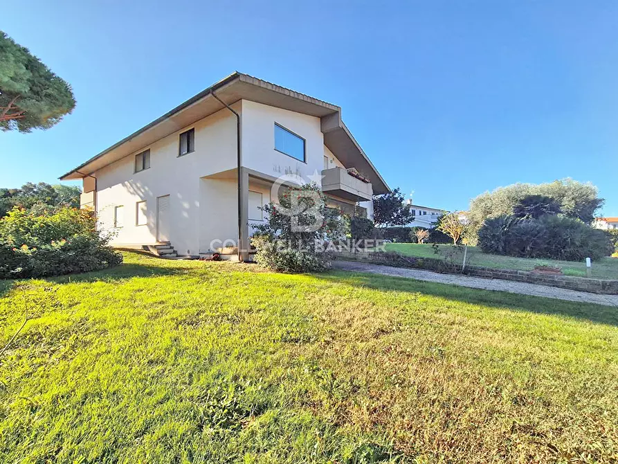 Immagine 6 di Villa in vendita  in Via dei Curina a Tarquinia