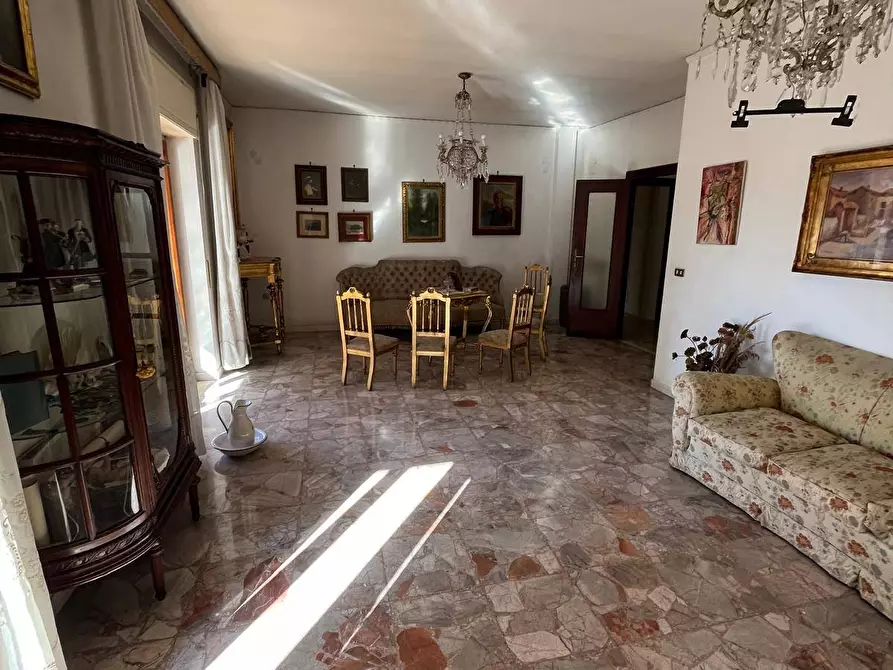 Immagine 11 di Appartamento in vendita  in VIA GIANTURCO a San Giorgio A Cremano