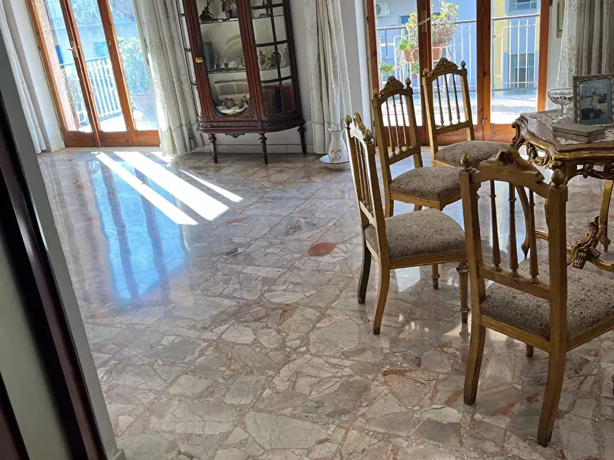 Immagine 14 di Appartamento in vendita  in VIA GIANTURCO a San Giorgio A Cremano