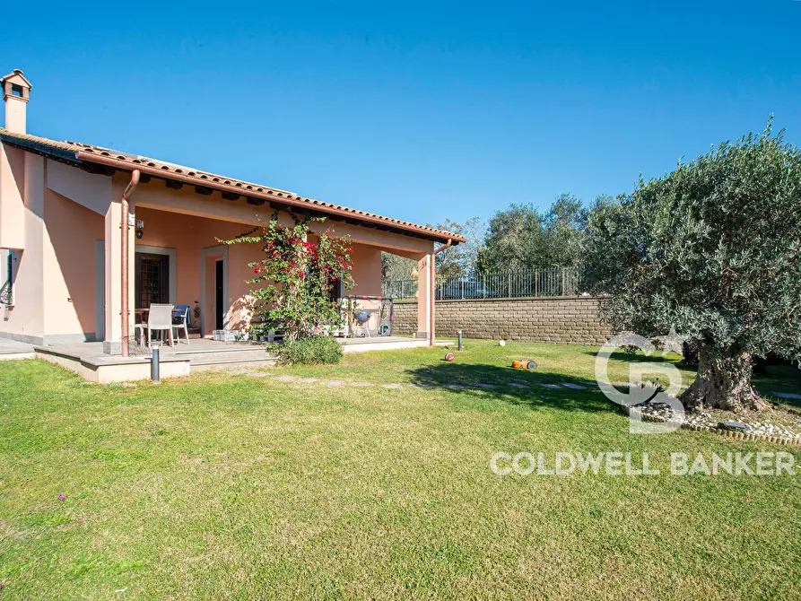 Immagine 27 di Villa in vendita  in Via Sacrofano Primaporta a Sacrofano