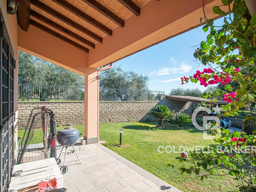 Immagine 26 di Villa in vendita  in Via Sacrofano Primaporta a Sacrofano