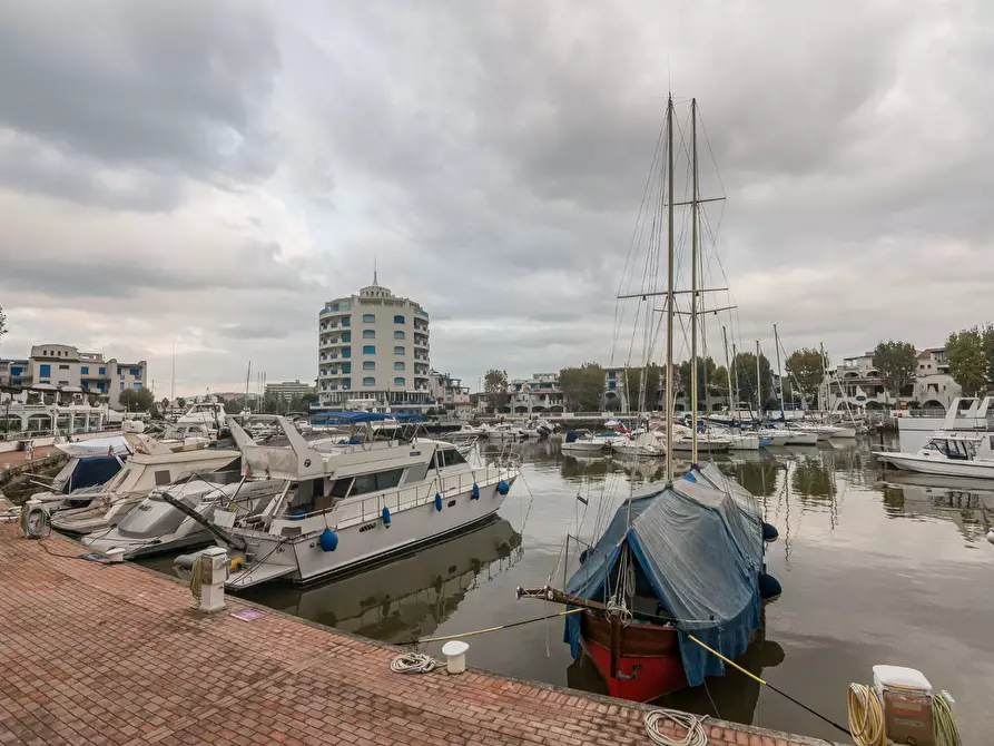 Immagine 20 di Attività commerciale in vendita  in Via Lungo Darsena a Misano Adriatico