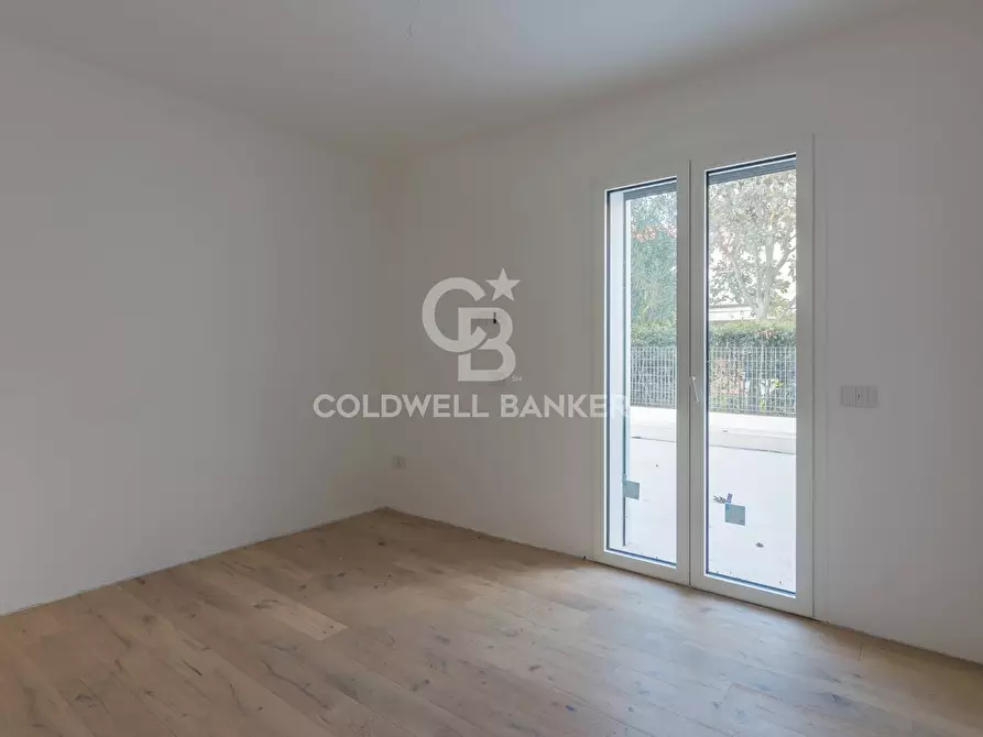 Immagine 3 di Appartamento in vendita  in Viale Orazio a Riccione