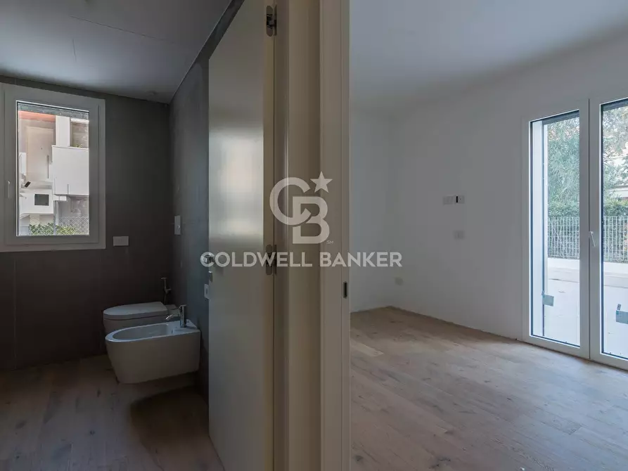 Immagine 4 di Appartamento in vendita  in Viale Orazio a Riccione