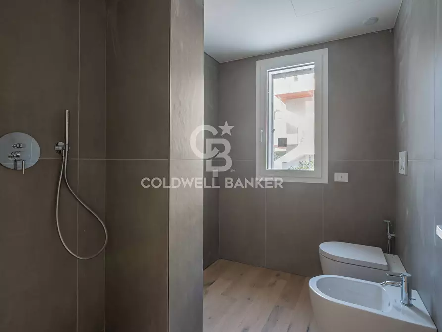 Immagine 6 di Appartamento in vendita  in Viale Orazio a Riccione