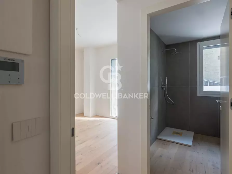 Immagine 15 di Appartamento in vendita  in Viale Orazio a Riccione