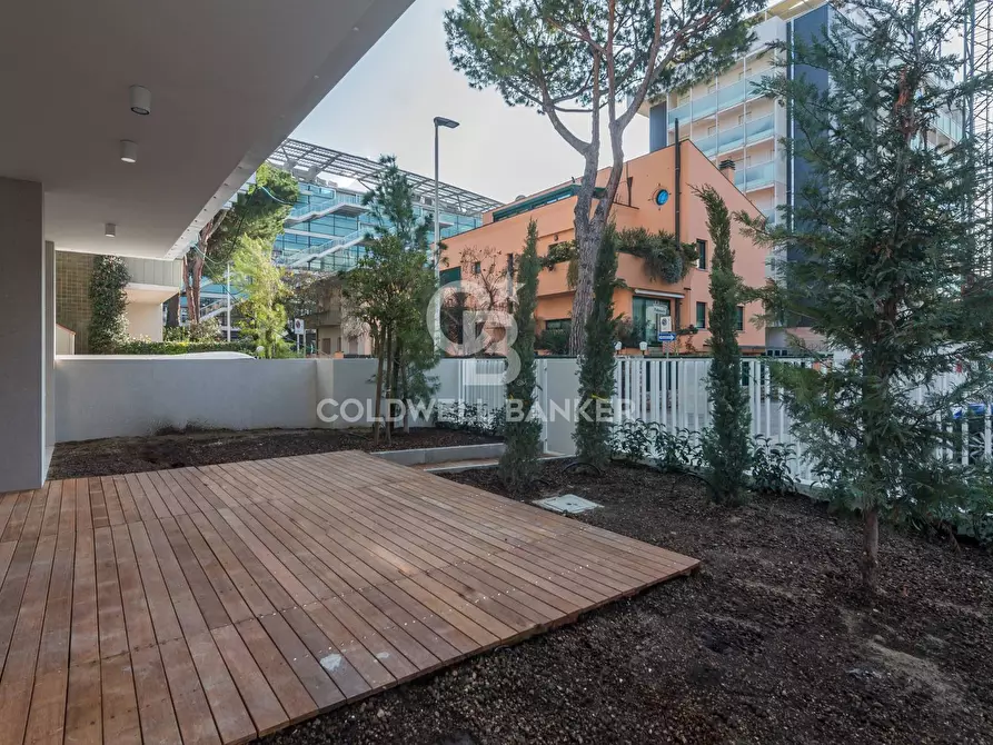 Immagine 30 di Appartamento in vendita  in Viale Orazio a Riccione