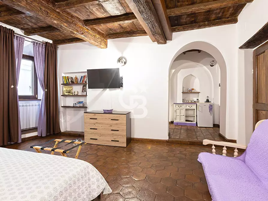 Immagine 13 di Appartamento in vendita  in Via Loreto a Bagnoregio