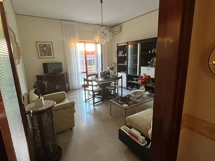 Immagine 14 di Appartamento in vendita  in corso garibaldi a Portici