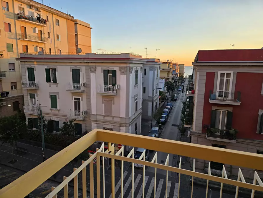 Immagine 7 di Appartamento in vendita  in corso garibaldi a Portici