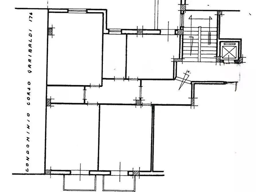 Immagine 21 di Appartamento in vendita  in corso garibaldi a Portici