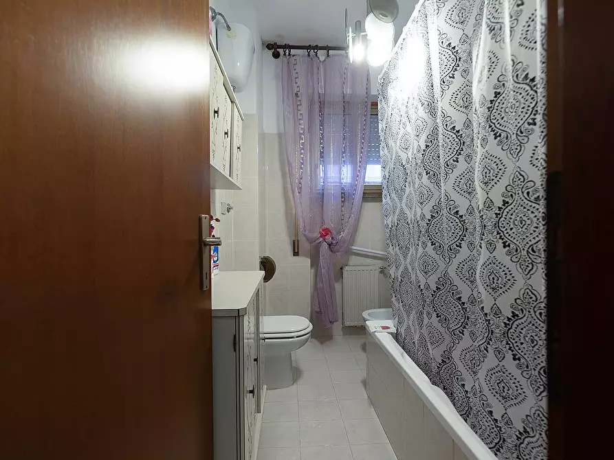 Immagine 15 di Appartamento in vendita  in Via Carlo Pisacane a Viterbo