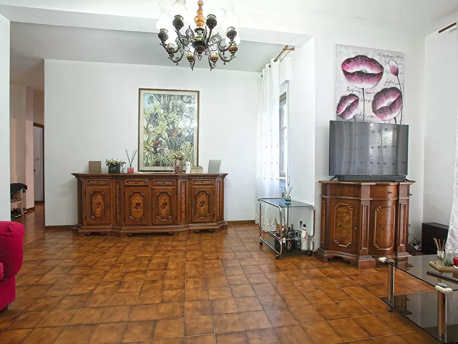 Immagine 3 di Appartamento in vendita  in Via Carlo Pisacane a Viterbo