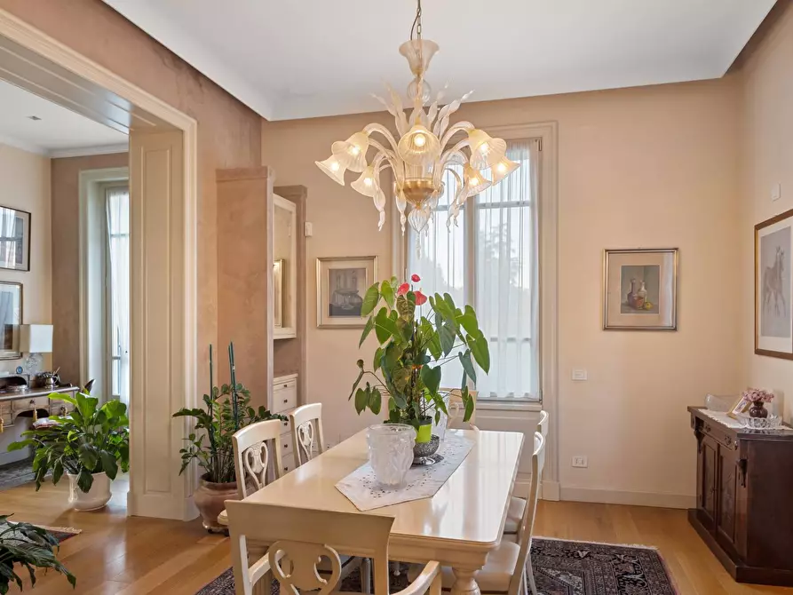 Immagine 18 di Villa in vendita  in Corso Leonardo Da Vinci a Gallarate