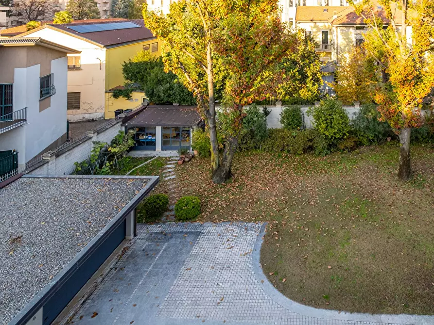 Immagine 24 di Villa in vendita  in Corso Leonardo Da Vinci a Gallarate