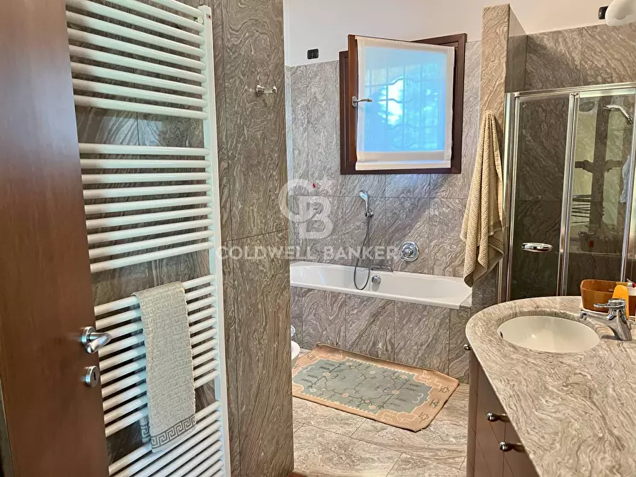 Immagine 23 di Villa in vendita  in strada della chiocciola a Carimate