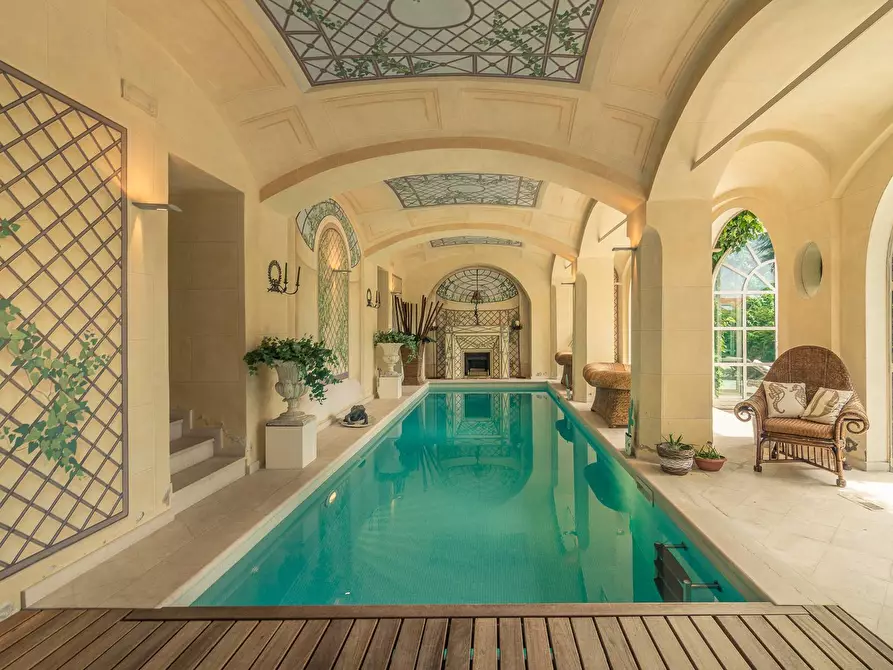 Immagine 30 di Villa in vendita  in via Adda a Varese