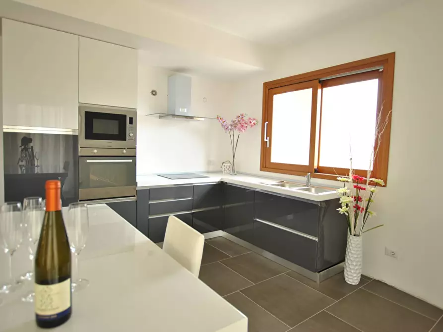 Immagine 17 di Attico in vendita  in Corso Umberto a Olbia