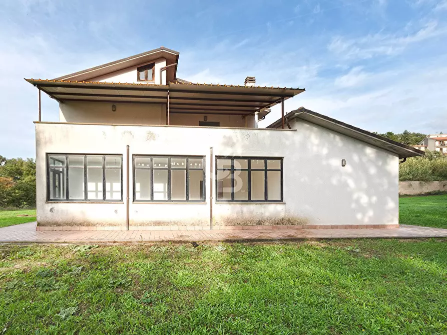 Immagine 12 di Villa in vendita  in Strada Tobiola a Viterbo
