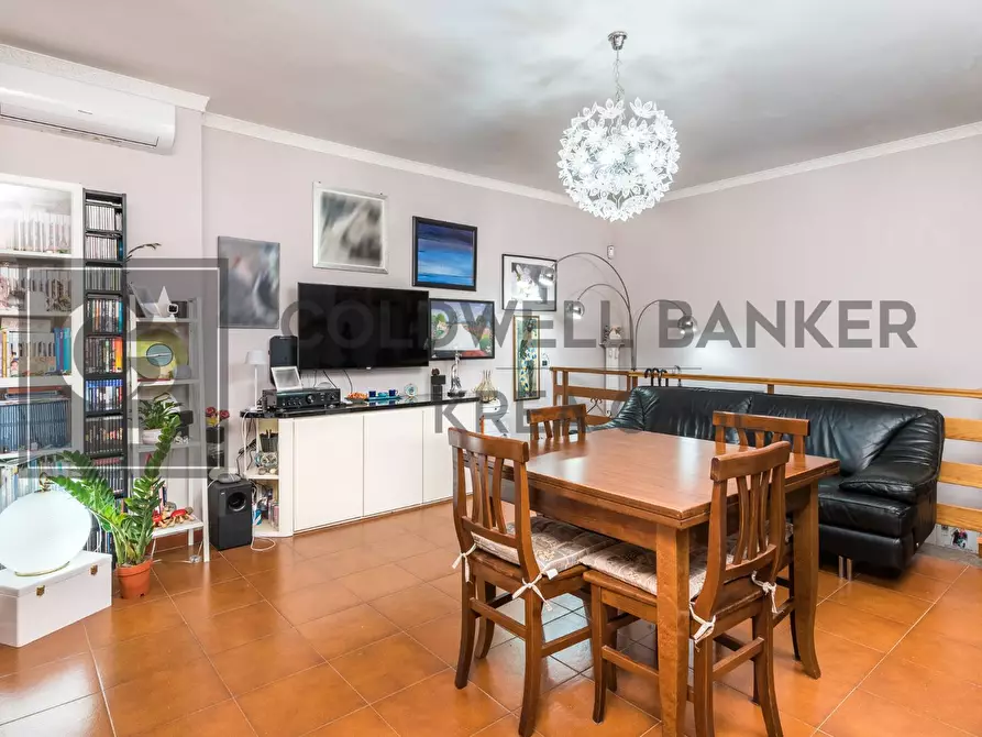 Immagine 4 di Appartamento in vendita  in Via Libero Tubino a Ciampino