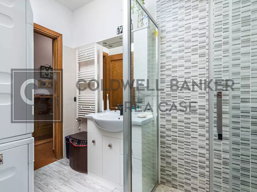 Immagine 10 di Appartamento in vendita  in Via Libero Tubino a Ciampino