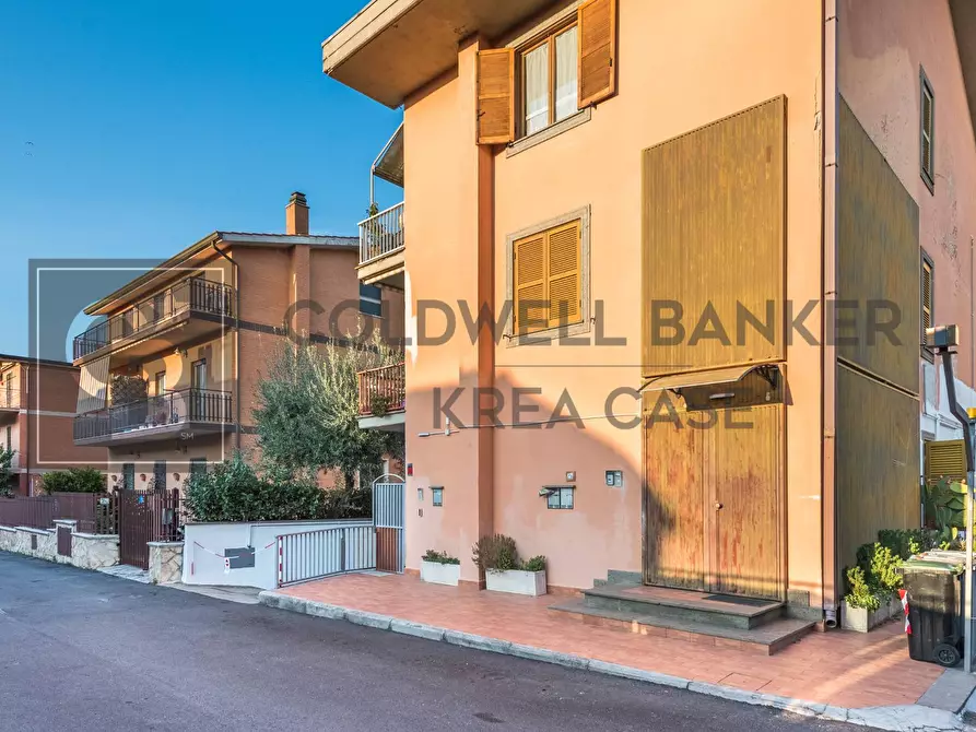 Immagine 26 di Appartamento in vendita  in Via Libero Tubino a Ciampino