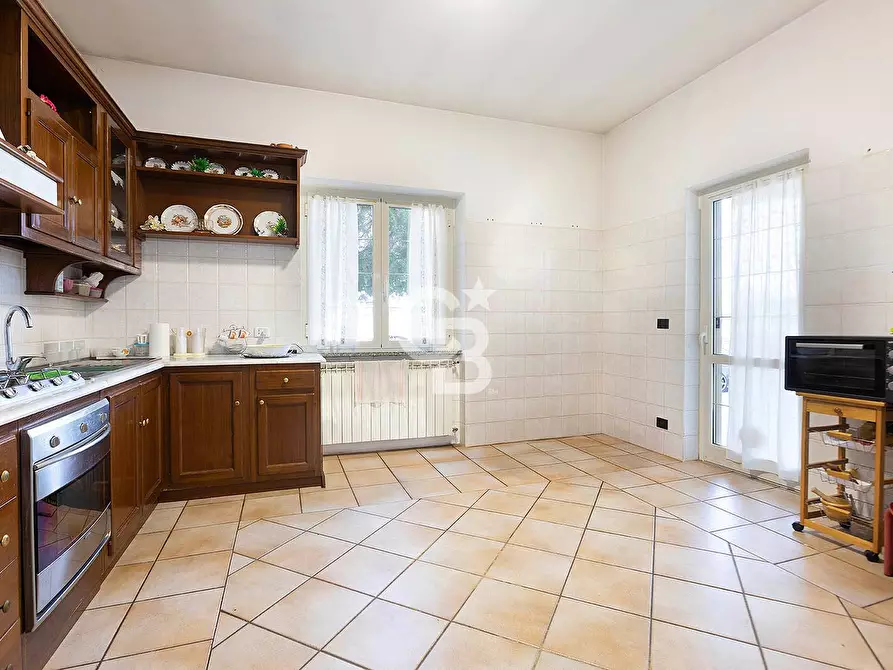 Immagine 24 di Villa in vendita  in Strada Provinciale Norchia a Vetralla