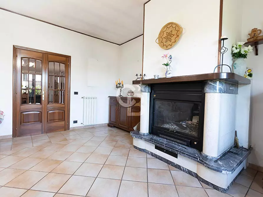 Immagine 25 di Villa in vendita  in Strada Provinciale Norchia a Vetralla