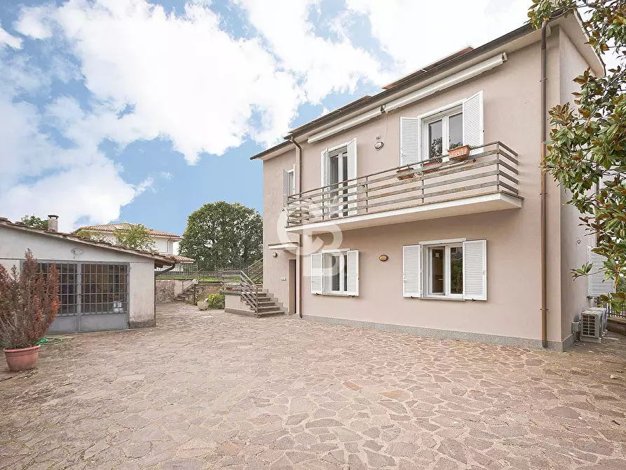 Immagine 2 di Villa in vendita  in Strada Asmara a Vetralla