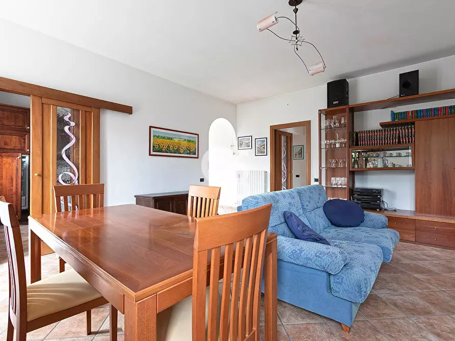 Immagine 7 di Villa in vendita  in Strada Asmara a Vetralla