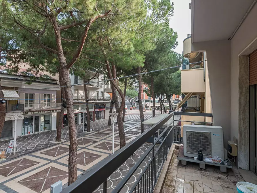 Immagine 14 di Appartamento in vendita  in Via Bovio a Cattolica