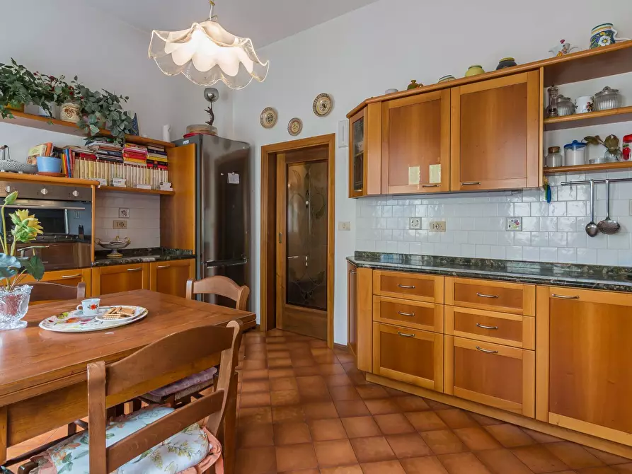 Immagine 2 di Appartamento in vendita  in Via Bovio a Cattolica