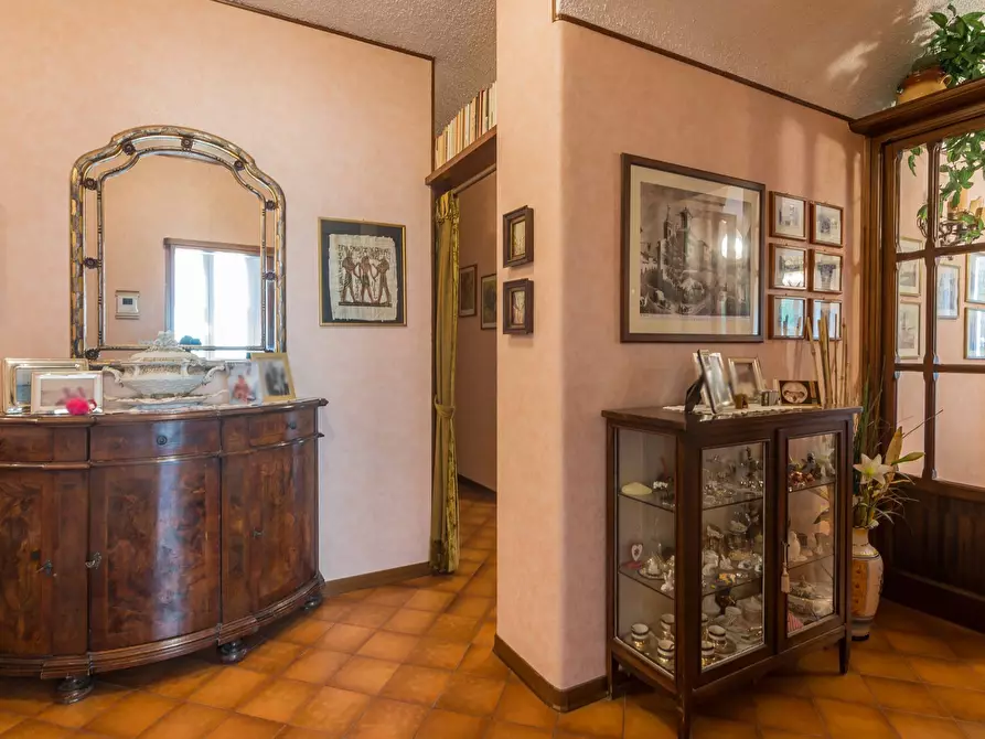 Immagine 4 di Appartamento in vendita  in Via Bovio a Cattolica