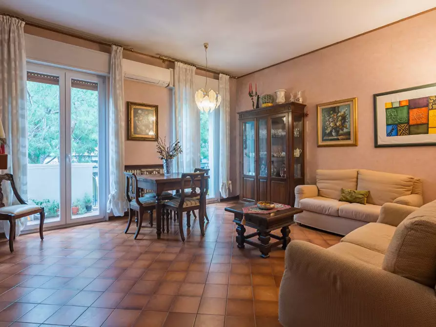 Immagine 5 di Appartamento in vendita  in Via Bovio a Cattolica