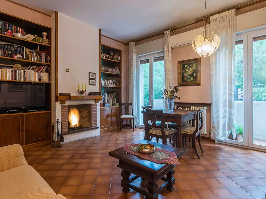 Immagine 6 di Appartamento in vendita  in Via Bovio a Cattolica